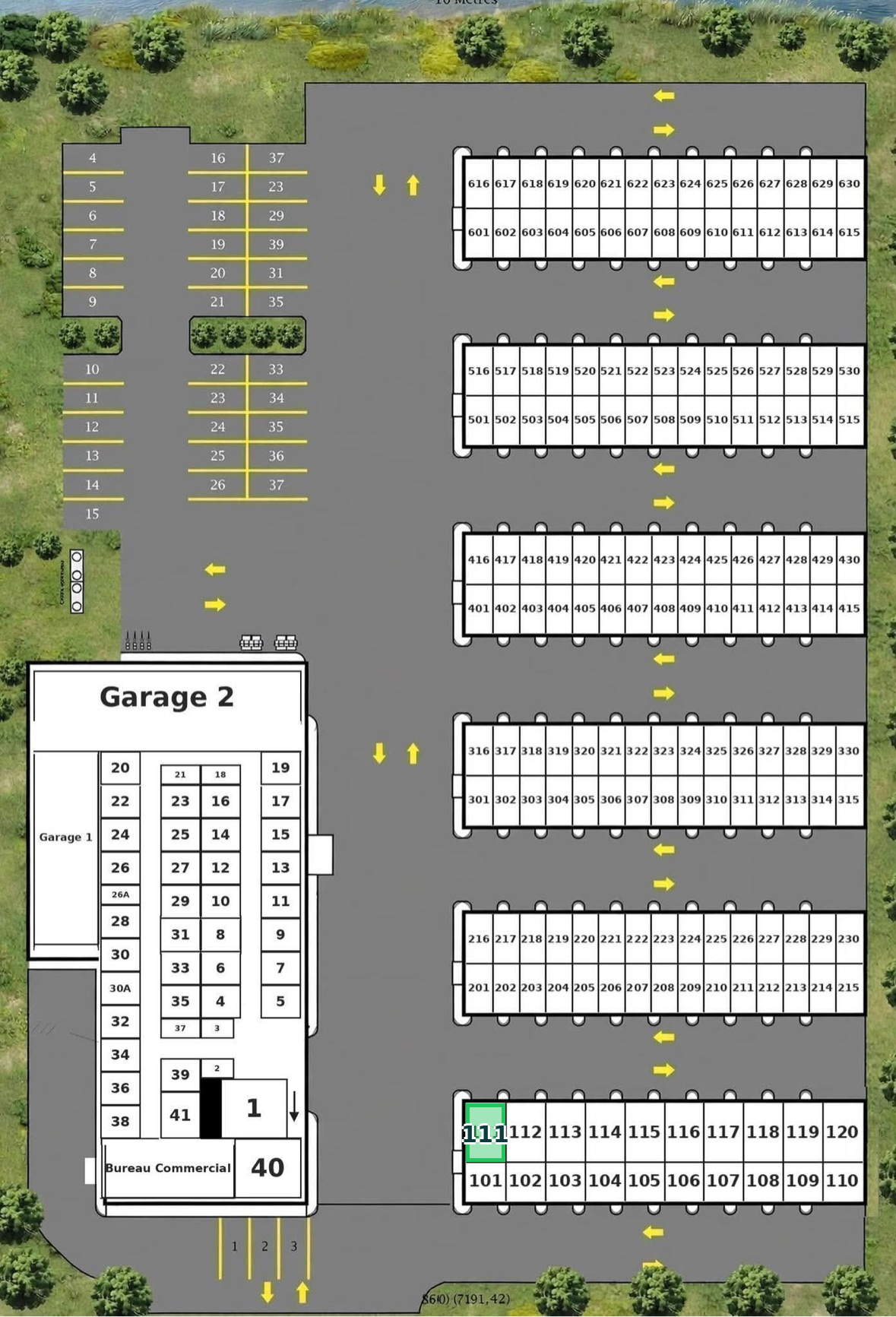 Entrepôt 12 × 18 — emplacement sur le plan du site