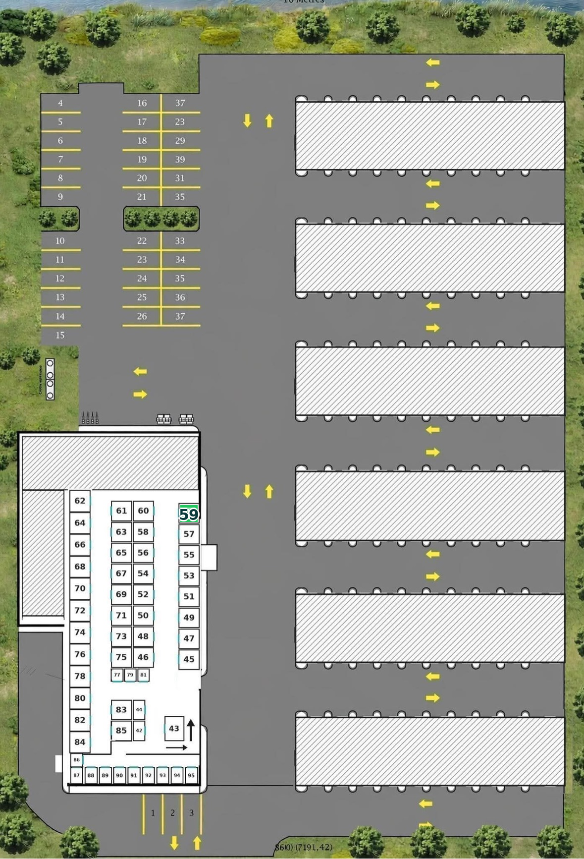 Entrepôt 8 × 12 — emplacement sur le plan du site